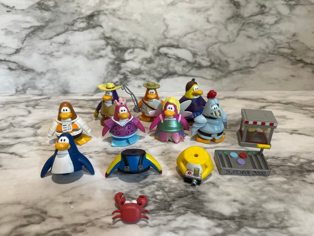 Club Penguin figures